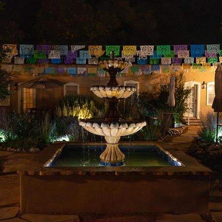 Dos Hermanas Casita 1 Downtown Courtyard 샌타페이 외부 사진
